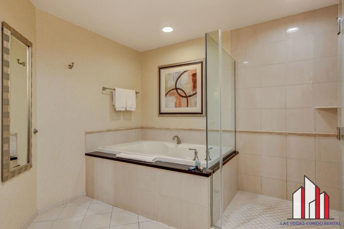 Mgm Signature-24-709 Strip View Jacuzzi Studio Las Vegas Exterior photo