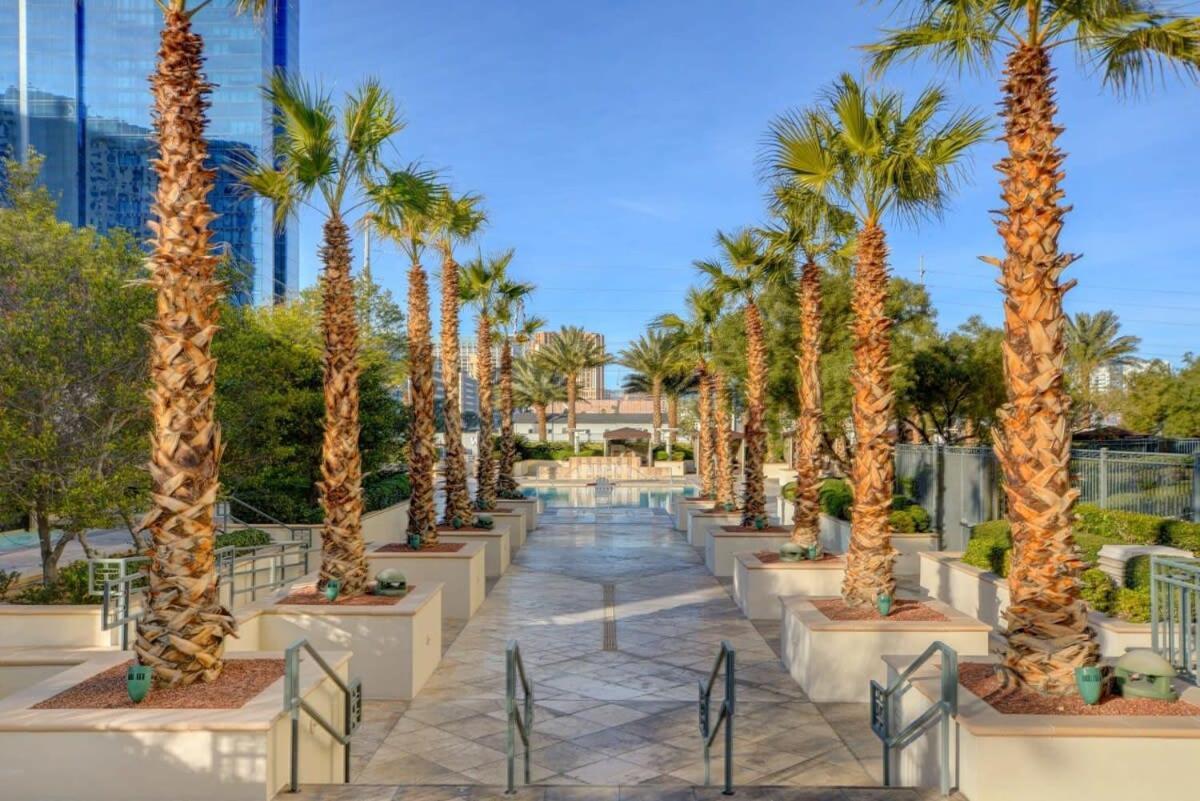 Mgm Signature-24-709 Strip View Jacuzzi Studio Las Vegas Exterior photo